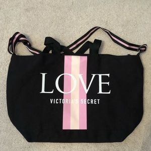 VS duffle bag
